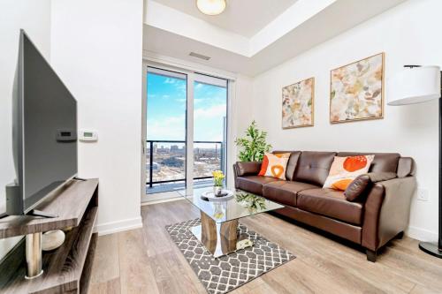 1BR Apt with King Bed - Near Downtown