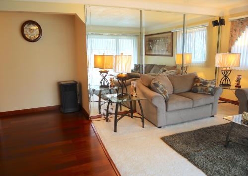 Unique Cozy Ranch – Photos 5