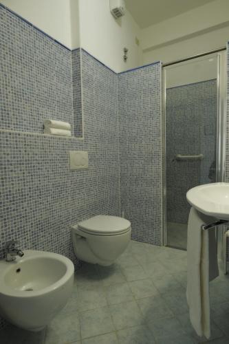 Koupelna v ubytování Hotel Miramare