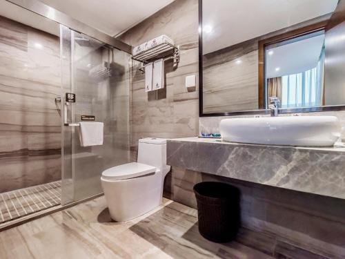 Ένα μπάνιο στο Guangzhou Huihe Hotel
