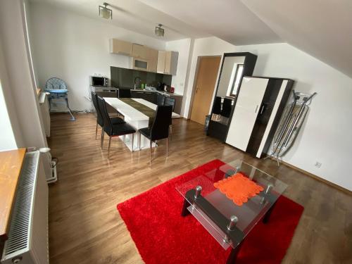 Kuchyňa alebo kuchynka v ubytovaní Apartament Polański z tarasem na dachu
