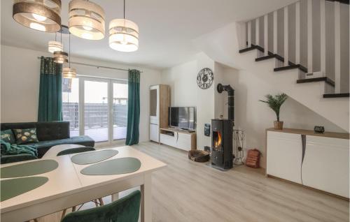 Φωτογραφία από το άλμπουμ του Lovely Home In Klodawa With Sauna σε Kłodawa