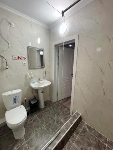 Un baño de Hotel Nova