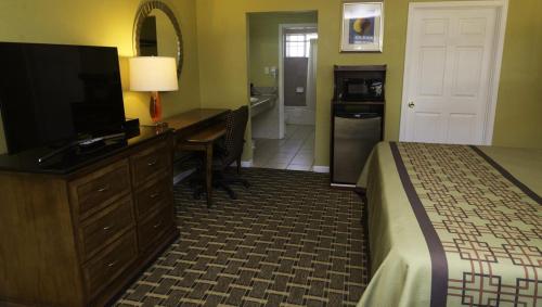 Μια τηλεόραση ή/και κέντρο ψυχαγωγίας στο Kings Motel Inglewood
