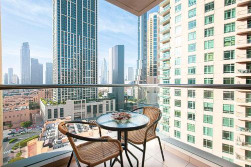 Balkón nebo terasa v ubytování Stay Holiday Homes by Al Ghurair - Burj Views - Downtown - Dubai
