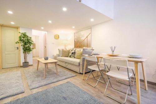 2 bedroom flat in Nyar str., Boutique