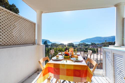 Zdjęcie z galerii obiektu Ange Gardien IV AP4326 By Riviera Holiday Homes w mieście Villefranche-sur-Mer