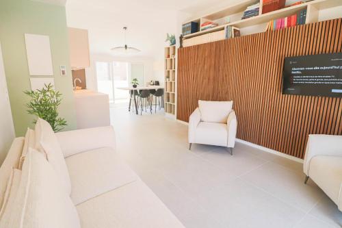 MEYNADIER Renovated designer apartment with rooftop in Cannes