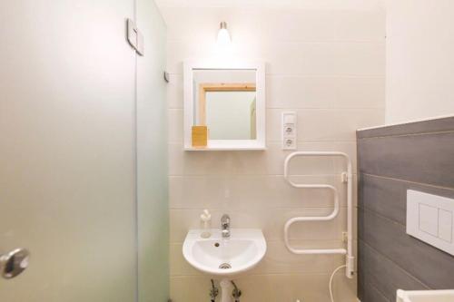 Kúpeľňa v ubytovaní 1 bedroom flat in Nyar str., Downtown