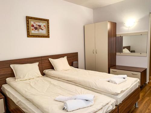 Ліжко або ліжка в номері Forest View Apartment 44