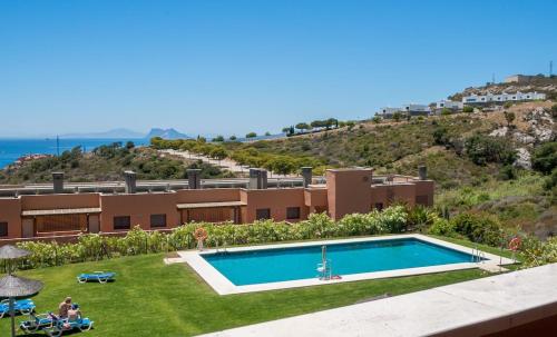 ROCK BAY apartment with wonderful sea view and 5 minutes from the beach