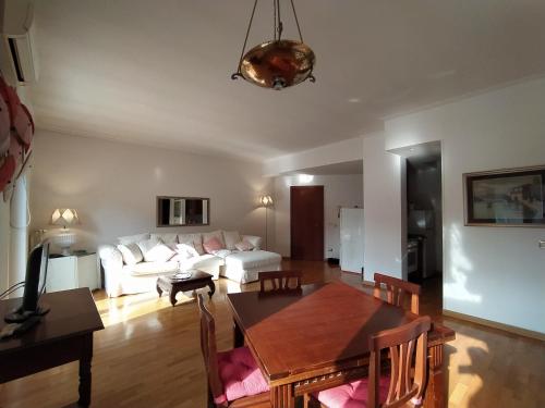 A seating area at Gelsomino B&B Apartment