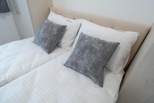 Pegasus apartmentsにあるベッド