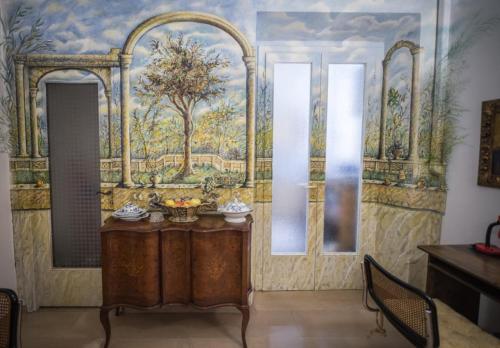 ローマにあるIl Leoncinoの壁画のダイニングルーム