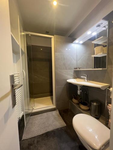 NOTRE DAME - STYLISH APARTMENT