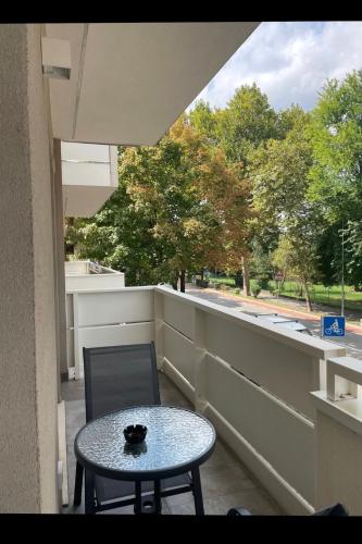 Balkoni atau teres di Venice Green Residence