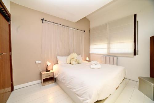 Кровать или кровати в номере Ático duplex alto Standing en Escaldes PL861 HUT-6508