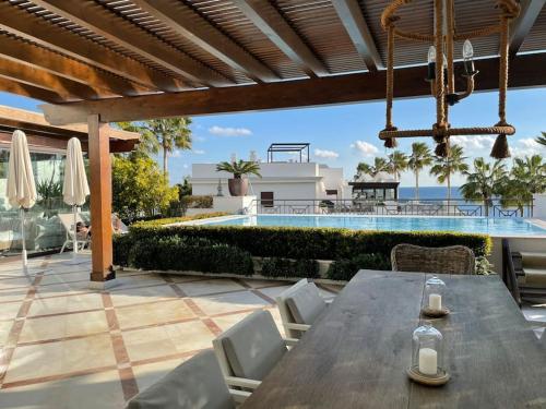 Luxurious and light 3 bedroom penthouse