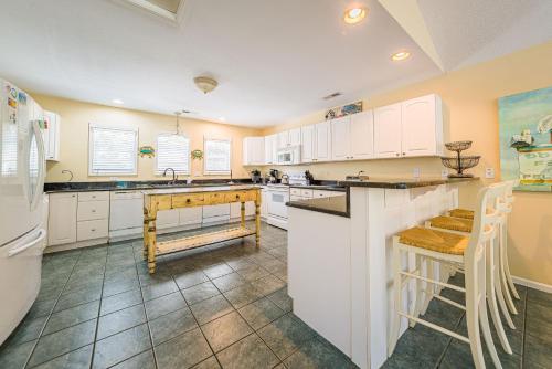 Gallery image of Happy Wife, Happy Life in Sanderling