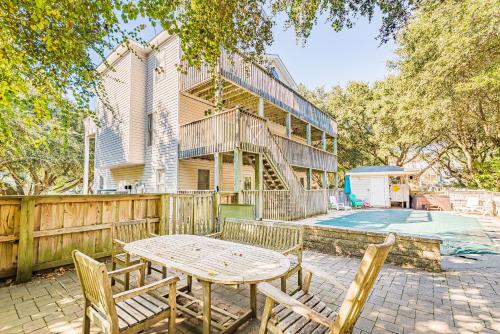 Gallery image of Happy Wife, Happy Life in Sanderling