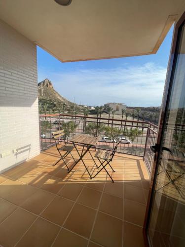 En balkon eller terrasse på Cómodo apartamento en Archena