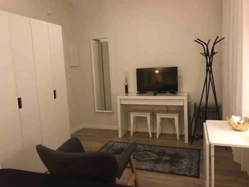Charming Studio Apartment in Campolide - Z F