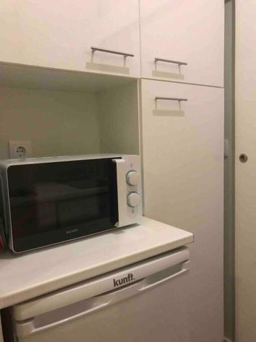 Charming Studio Apartment in Campolide - Z F