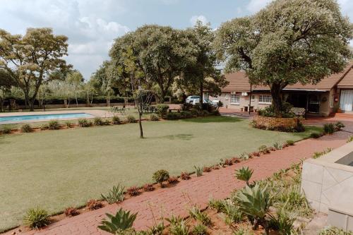 Κήπος έξω από το Marjaniek Wedding Venue & Guest House