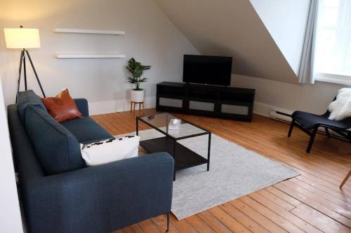 110 Loft & Historic Home