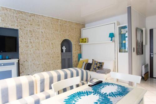Le Suquet superbe appartement studio, 300m plage, 700 du palais