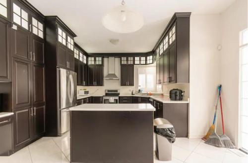 Luxurious Villa – Photos 3