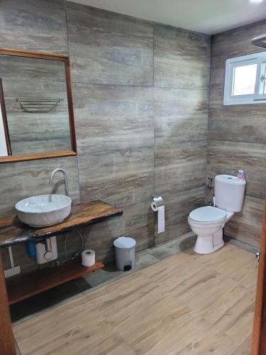 a bathroom with a sink and a toilet at Mister check paradise in Si Chiang Mai