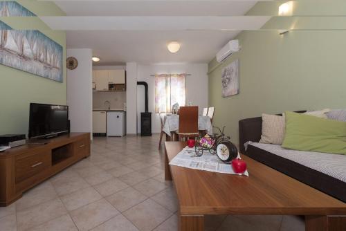 Apartments Jure – Photos 2