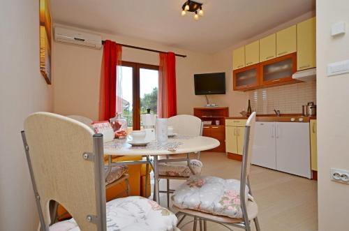 Apartments Vlasta – Photos 5