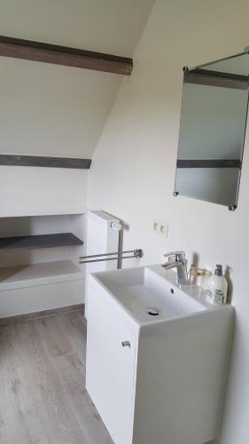 Gallery image of vakantiewoning onZENhof in Heuvelland