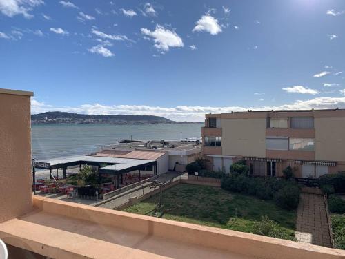 T2 Agréable Près de l'Étang de Thau et Thermal, Balcon, Wi-Fi, Lave-Linge, Bien Équipé, Balaruc-les-Bains - FR-1-571-32