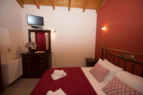 Katil atau katil-katil dalam bilik di Erikousa Villas by CorfuEscapes