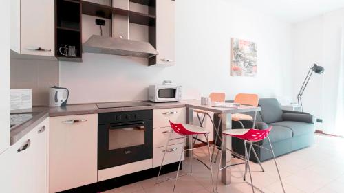 A kitchen or kitchenette at Italianway - Zuretti 32