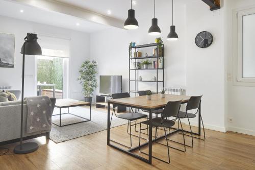 Always Easy I Zurriola