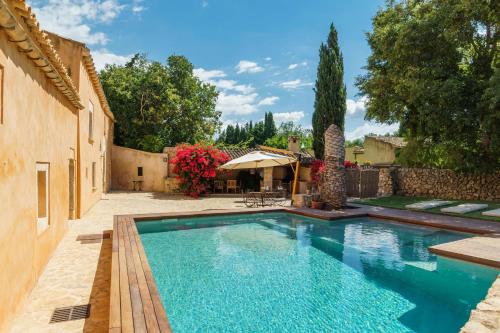 Piscina en o cerca de Villa Florit