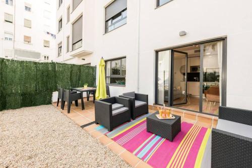 Chamberi con Jardin C by RegalateMadrid
