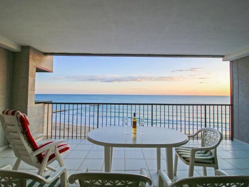 Apartment Calpe Playa by Interhome