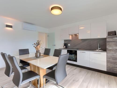 Apartment Villa Galici-1 by Interhome