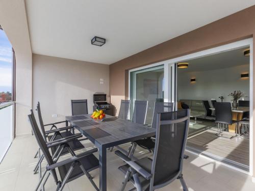 Apartment Villa Galici-2 by Interhome