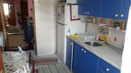 a small kitchen with a sink and a refrigerator at Private Room in Istanbul #62 in Istanbul