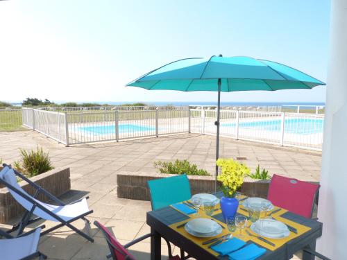 Ty Trugar T2 classé 3 étoiles face à l'océan piscine tennis