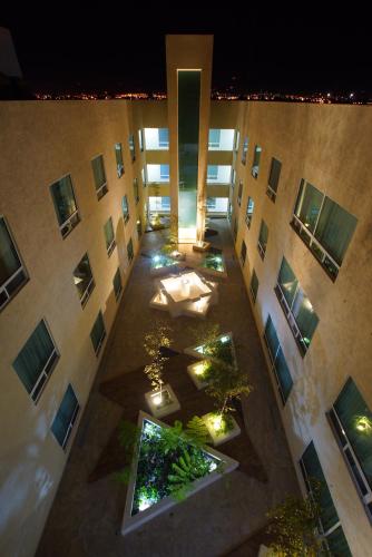 El edificio en el que está el hotel