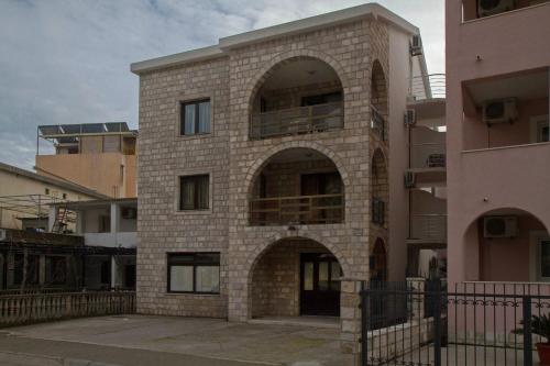 Photo de la galerie de l'établissement Apartments HMD, à Budva
