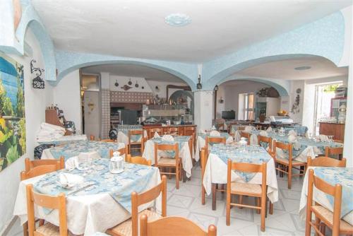 Restaurace v ubytování Hotel La Ninfea