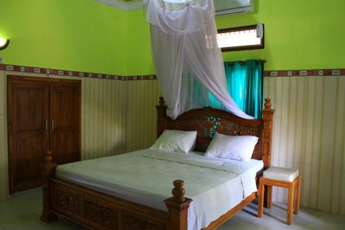 Gallery image of Bronze Bungalows in Gili Meno